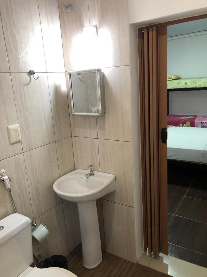 Iguazu Apart Hostel ปูแอร์โตอีกวาซู ภายนอก รูปภาพ