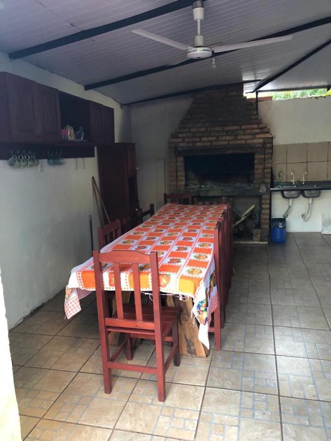 Iguazu Apart Hostel ปูแอร์โตอีกวาซู ภายนอก รูปภาพ